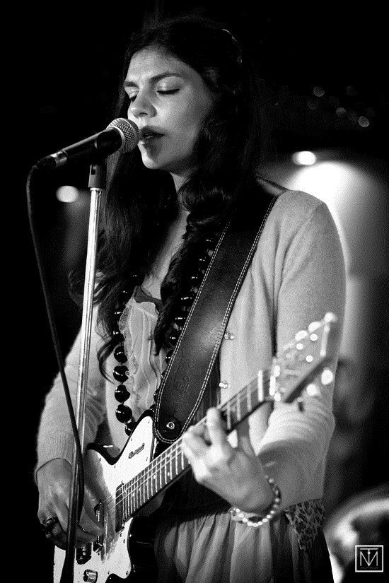 Bethia Beadman - live in a room 2011