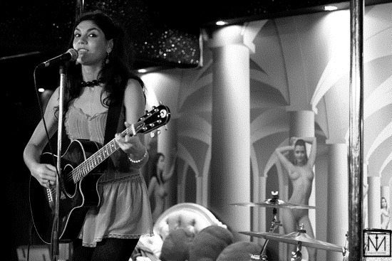 Bethia Beadman - live in a room 2011