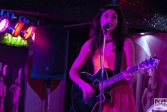 Bethia Beadman - live in a room 2011