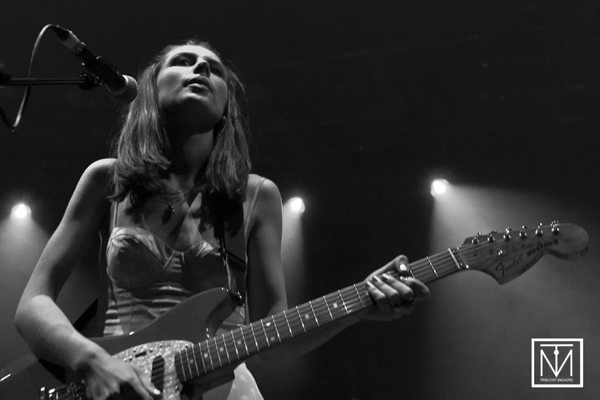 A picture of wolf alice