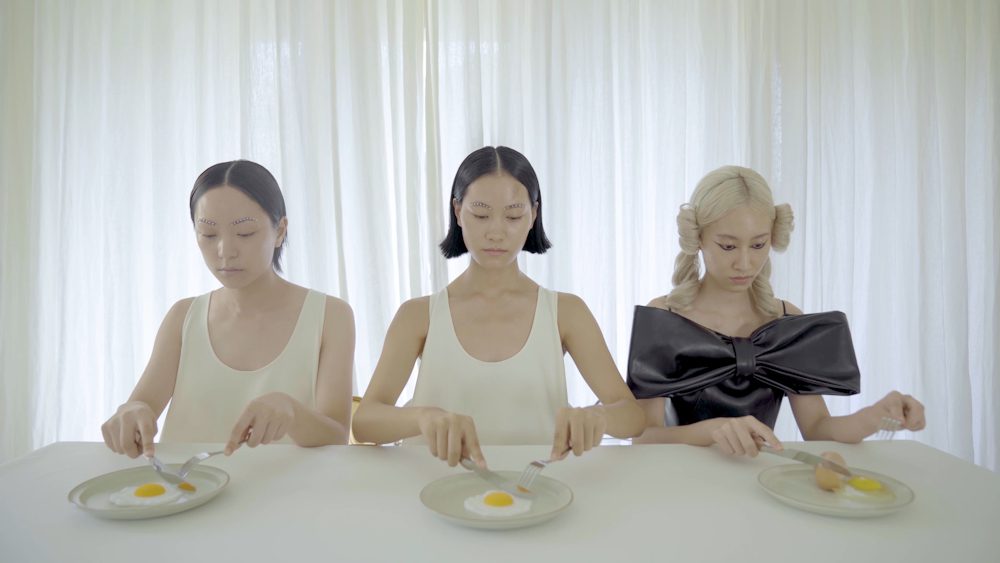 Jingjing Xu, Coexist, 2021