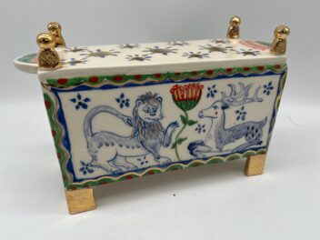 Image Flower Brick Reliquary, Julia Albertrecht 2025